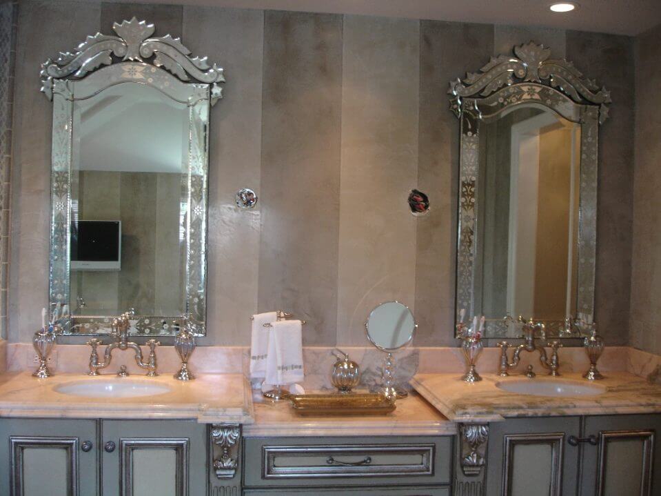 Decorative Bathroom Mirrors